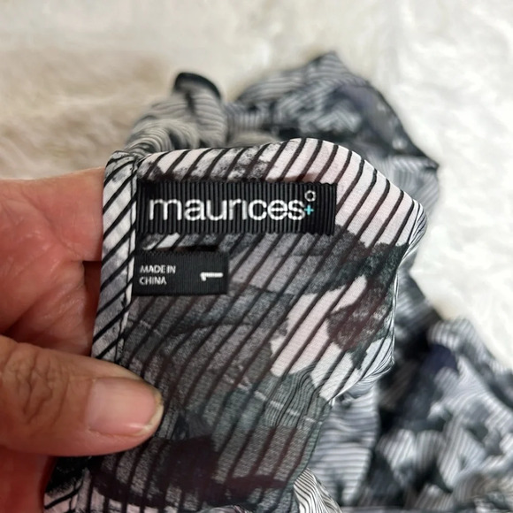 Maurice Semi Sheer Floral Top - Picture 6 of 7